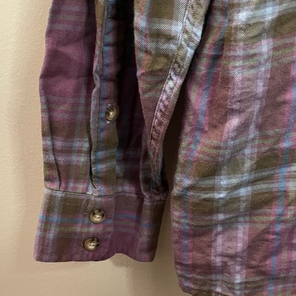 L.L. Bean Purple Plaid Button Down Shirt size Large - Picture 7 of 7